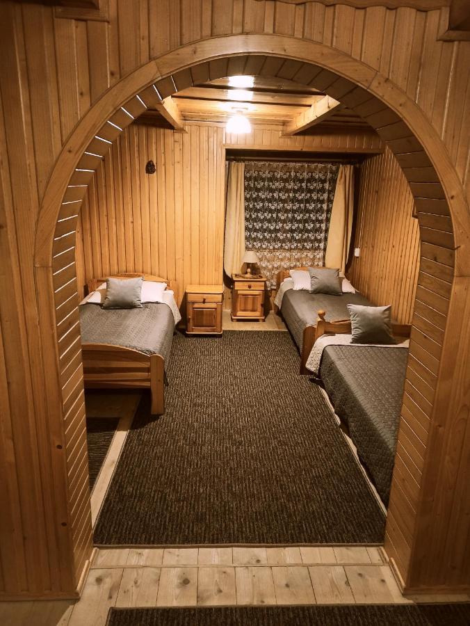 Ferienwohnung Brzoskwiniowy Dom Banska Nizna Exterior foto